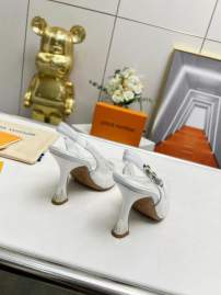 Picture of Louis Vuitton Shoes _SKULVsz35-41913612.5cmmnf0405